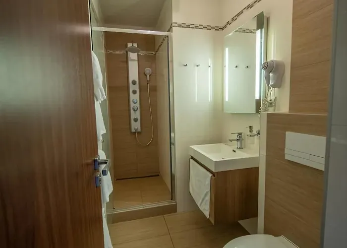Wellness Pension Anilife Hotel Cimer